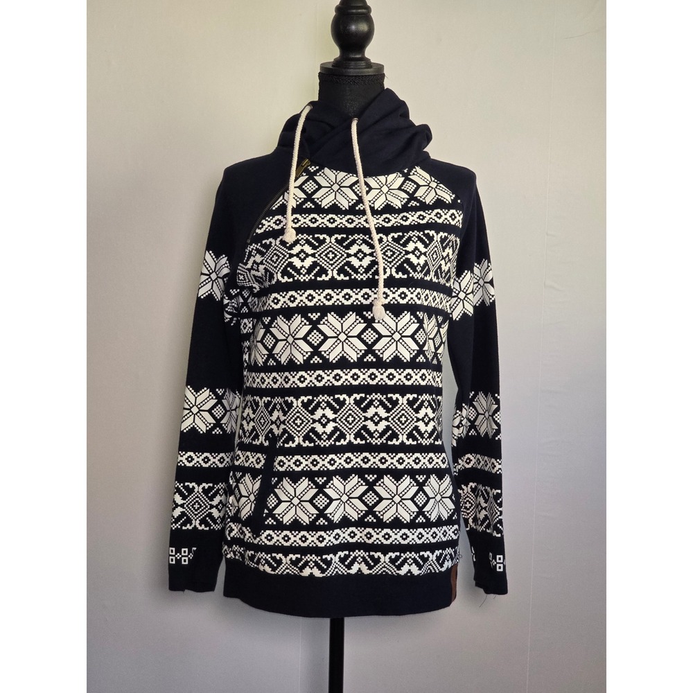 Ampersand Ave Fair Isle Hoodie – SmallThumbholes winter cozy cottagecore lounge